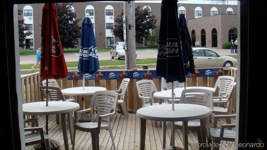 Stonehouse Motel And Restaurant Труро Ресторан фото