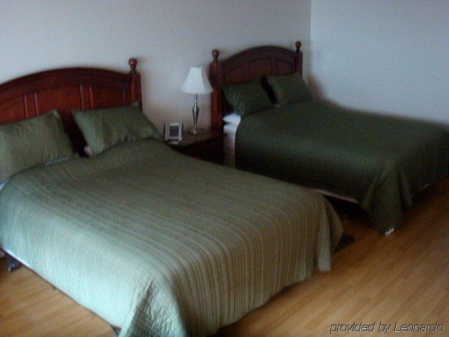 Stonehouse Motel And Restaurant Труро Номер фото